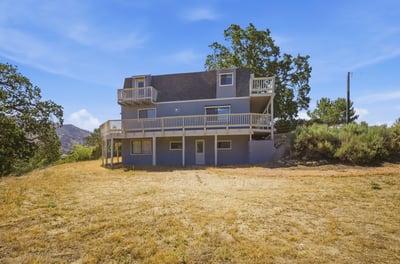 27051 Oakflat Drive, Tehachapi, CA