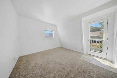 27051 Oakflat Drive, Tehachapi, CA