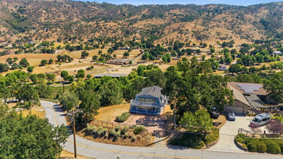27051 Oakflat Drive, Tehachapi, CA