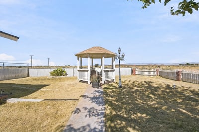 16768 Monterey Ave, North Edwards, CA