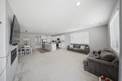 1832 E Ave H7, Lancaster, CA
