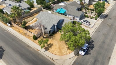 2240 Moonlight Ct, palmdale, CA