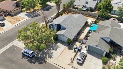 2240 Moonlight Ct, palmdale, CA