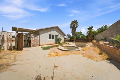 2240 Moonlight Ct, palmdale, CA