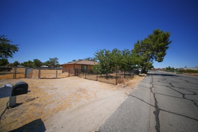 40245 169th St E, Lake Los Angeles, CA