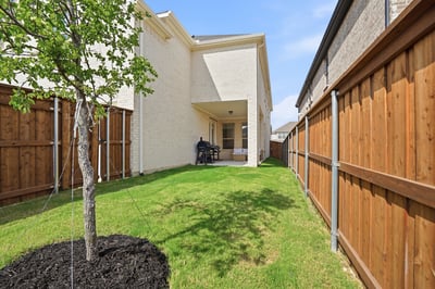 6036 Silverstein St, Fort Worth, TX