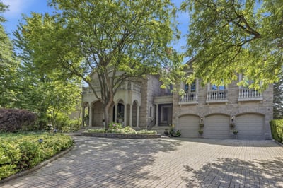 32 Arjay Crescent, Toronto, ON