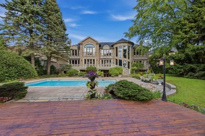 32 Arjay Crescent, Toronto, ON