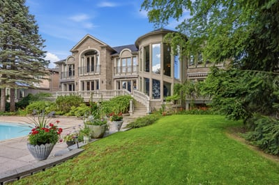 32 Arjay Crescent, Toronto, ON