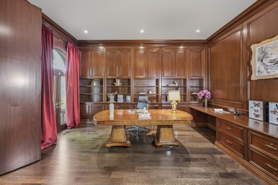 32 Arjay Crescent, Toronto, ON
