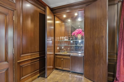 32 Arjay Crescent, Toronto, ON