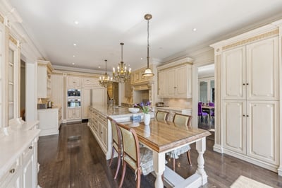 32 Arjay Crescent, Toronto, ON