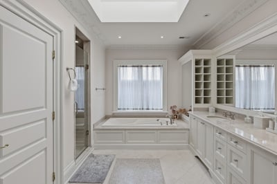 32 Arjay Crescent, Toronto, ON