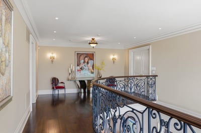 32 Arjay Crescent, Toronto, ON