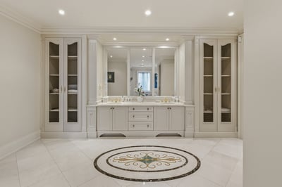 32 Arjay Crescent, Toronto, ON