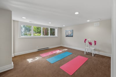 32 Arjay Crescent, Toronto, ON