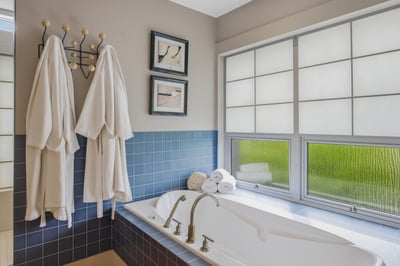 421 The Kingsway, Toronto, ON