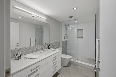 421 The Kingsway, Toronto, ON