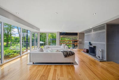421 The Kingsway, Toronto, ON