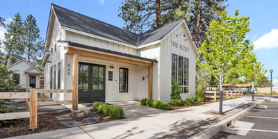 560 E Main Avenue, Sisters, OR