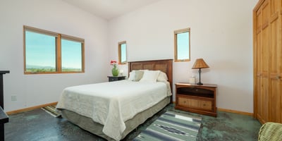 152 Turquoise Trail Ct, Santa Fe, NM