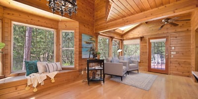 370 Bon Vue Dr, Applegate, CA