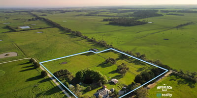 Expansive rural property offering vast open spaces and captivating views, perfect for farming or development opportunities.