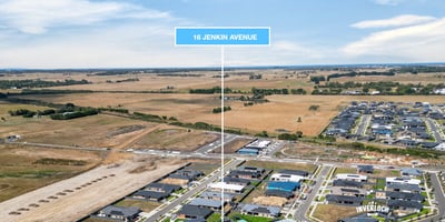 Spacious lot in a developing neighborhood, perfect for building your dream home or investment project.