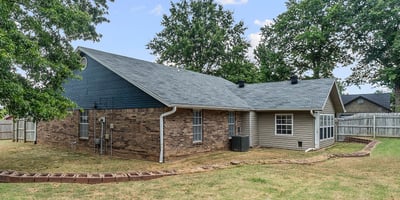 1600 S 26th Pl, Rogers, AR