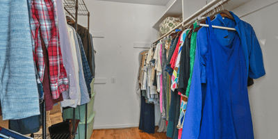 9700 Kingsbridge Drive, 202, Fairfax, VA