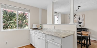 6033 Hydrangea Dr, Alexandria, VA