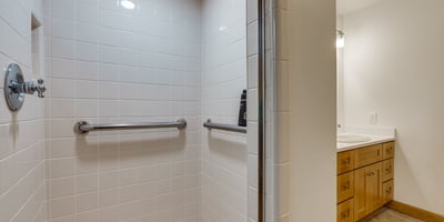 9025 NW Ash St., Portland, OR