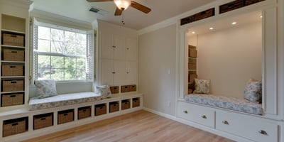 9025 NW Ash St., Portland, OR