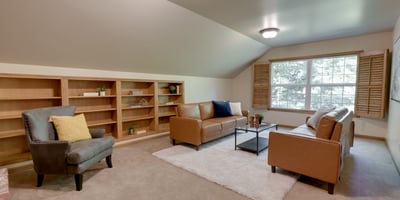 9025 NW Ash St., Portland, OR