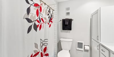 174 Oswego Summit, Lake Oswego, OR