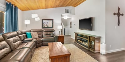 6990 SW Heath Pl, Beaverton, OR