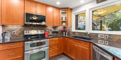 6990 SW Heath Pl, Beaverton, OR