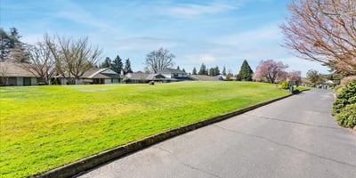 15930 SW Greens Way, Portland, OR