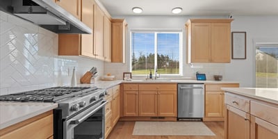 13920 S Lucia Lane, Mulino, OR