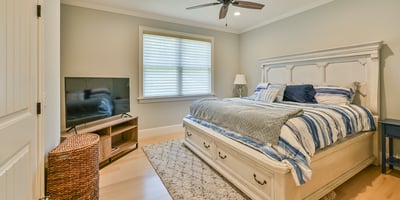 15 Bates Grove Rd, Webster, MA