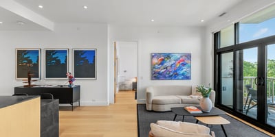 1 strathgowan avenue, Suite 710, Toronto, ON