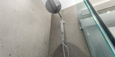 1 strathgowan avenue, Suite 710, Toronto, ON