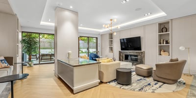1 strathgowan avenue, Suite 710, Toronto, ON
