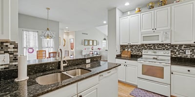 7151 Steeplechase Way, 41, Lansing, MI