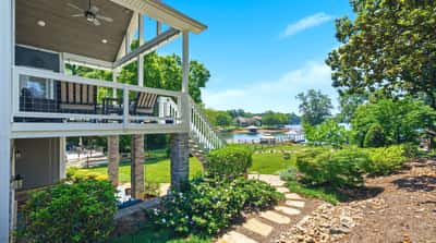 4293 Harbor Lane, Sherrills Ford, NC