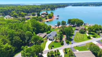 4293 Harbor Lane, Sherrills Ford, NC