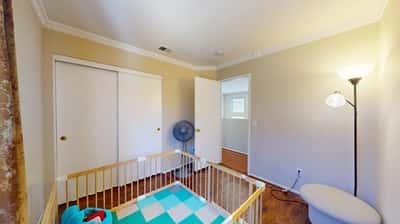 Guest Bedroom #1