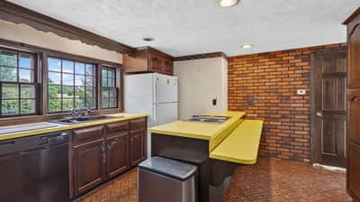 168-170 S Main St, Hopedale, MA