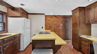 168-170 S Main St, Hopedale, MA