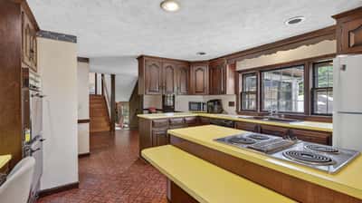 168-170 S Main St, Hopedale, MA